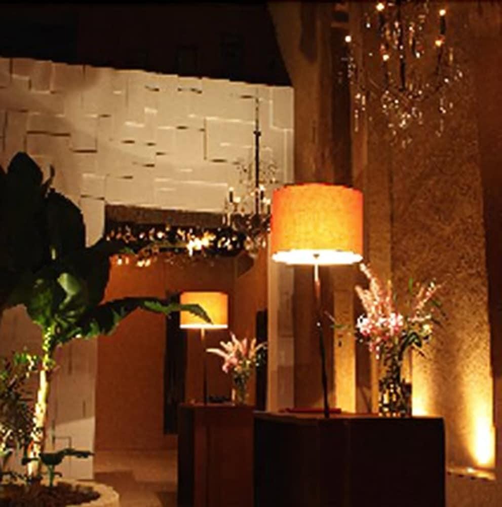 Hotel Les Cinq Djellabas Douar Caïd Layadi 外观 照片