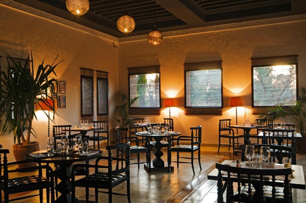 Hotel Les Cinq Djellabas Douar Caïd Layadi 外观 照片
