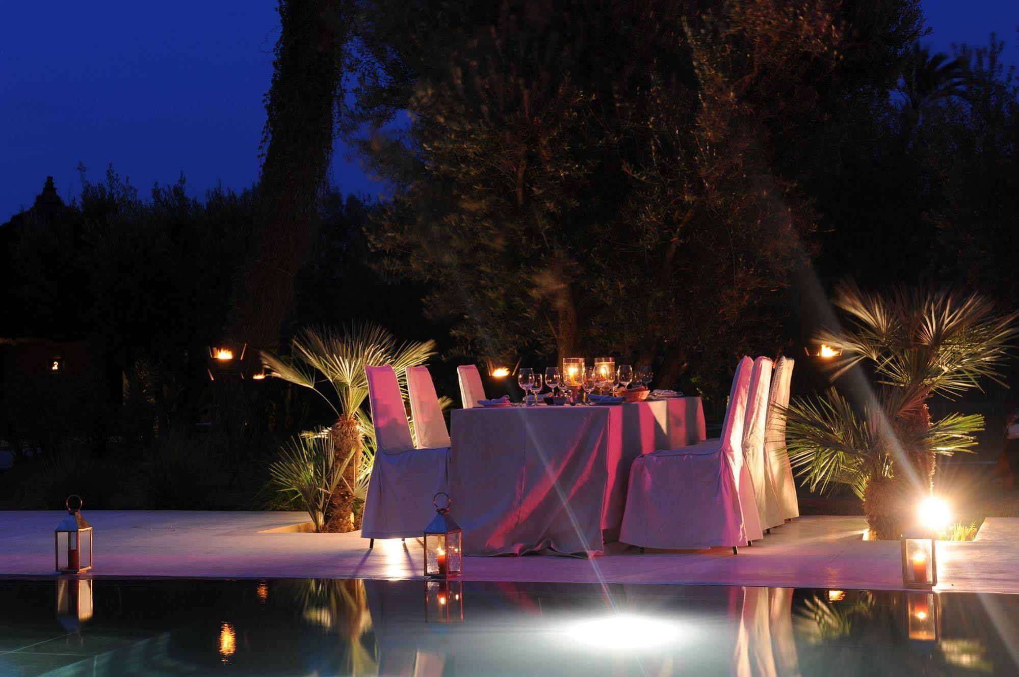 Hotel Les Cinq Djellabas Douar Caïd Layadi 外观 照片